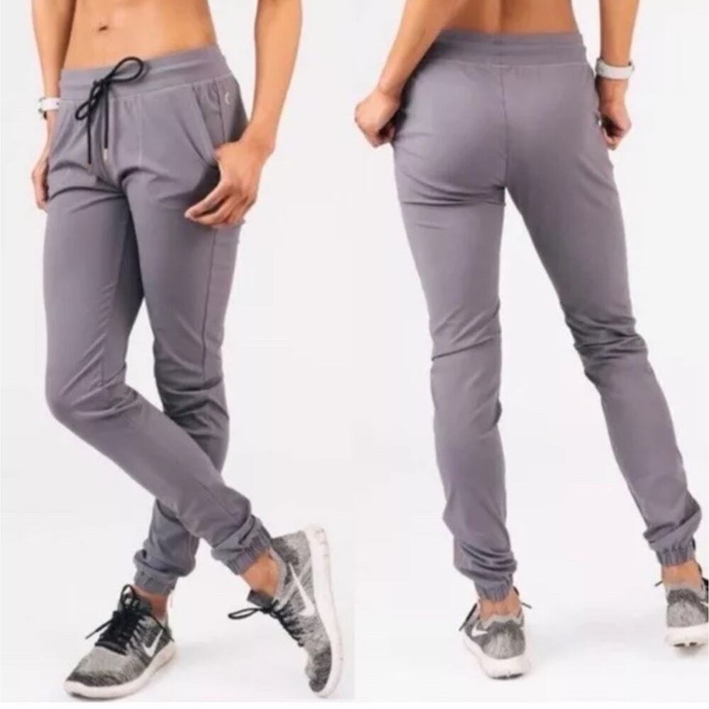 ZYIA Active Women's Extra Large XL Peak Zipper Jogger Pants Dark Taupe Gray